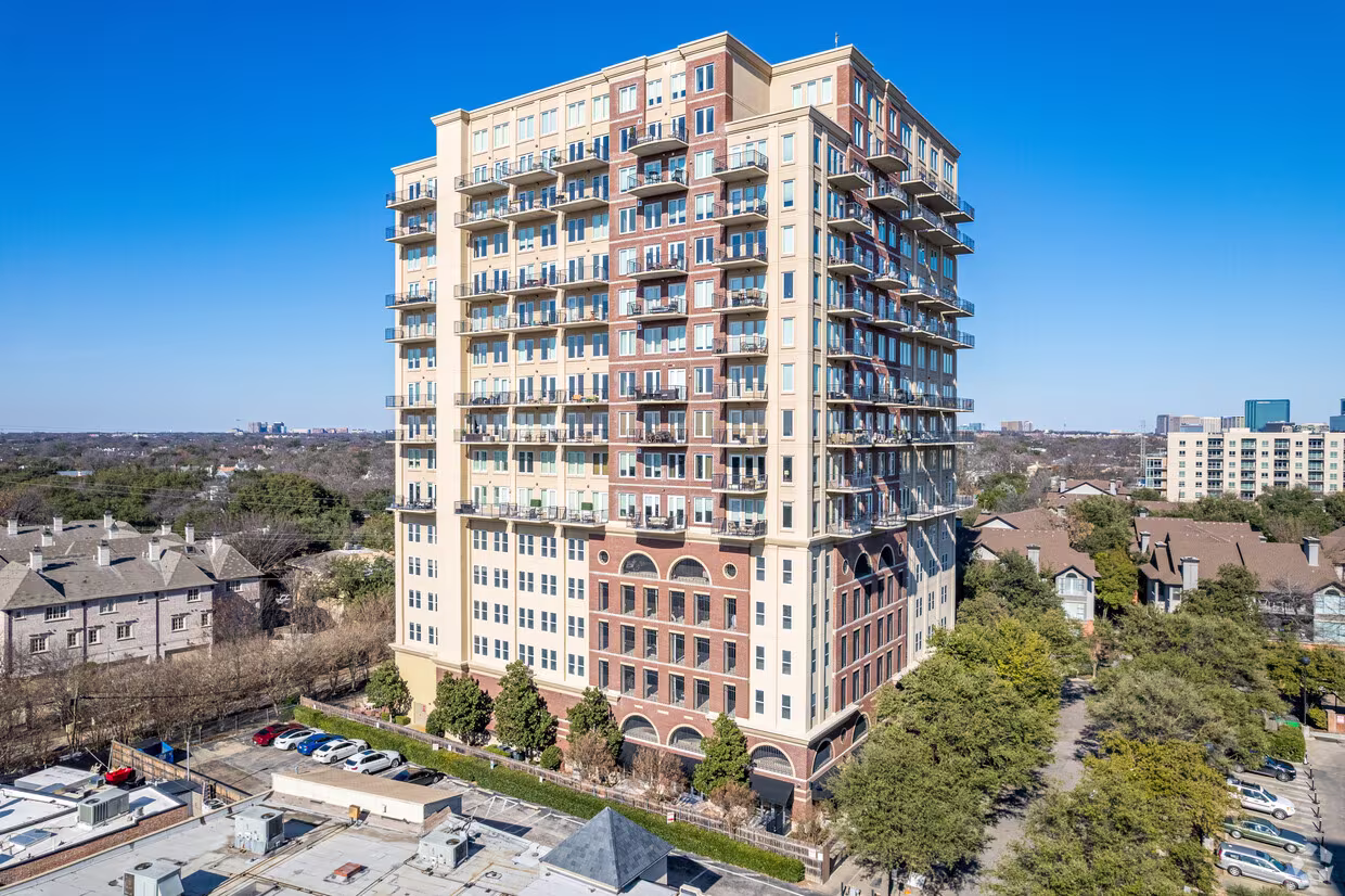 Travis Street Condos