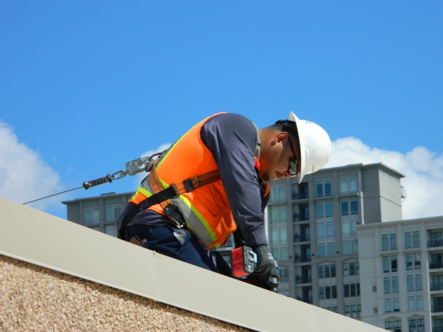 commercial roofing and sheet metal roof maintenance